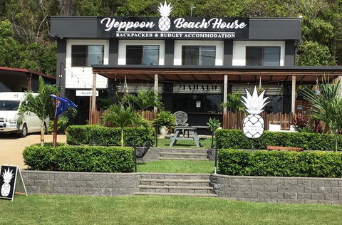Yeppoon Beachhouse - Australian Directory 3