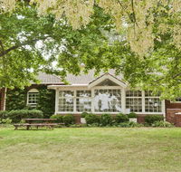 York Cottage - grand gate house and enchanting gardens - Australian Directory