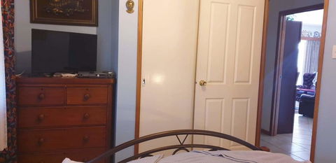 York's Lookout Lodge Bed And Breakfast - Australian Directory 1