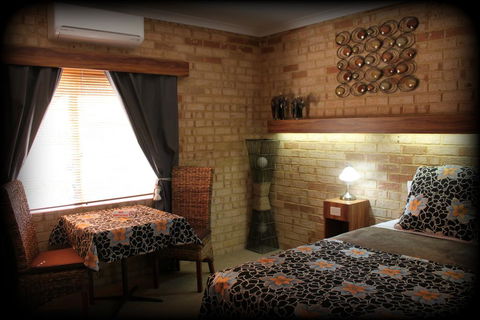 York's Boutique Motel - Australian Directory 2