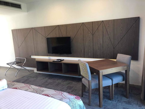 Young Federation Motor Inn - Australian Directory 2