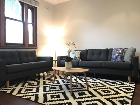 Zaara - Australian Directory 2