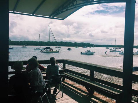 Tin Can Bay Yacht Club Bistro - Australian Directory 4