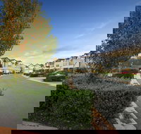 Quest Sanctuary Lakes - Australian Directory