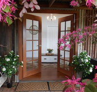 Milton Country Retreat The Chocolate Cottages - Australian Directory