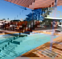 Bishop's Lodge Motor Inn - Australian Directory