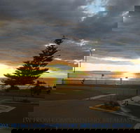 Beachhouse Mollymook - Australian Directory