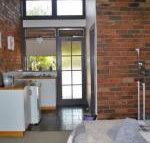 Colonial Motel - Australian Directory