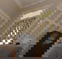 Royal Hotel Gatton - Australian Directory