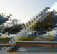 Maggies Beachfront Apt. 13 - Australian Directory