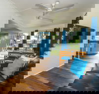 Kooyong Apartment 5 - Australian Directory