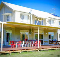 Hunter Olive House - Australian Directory
