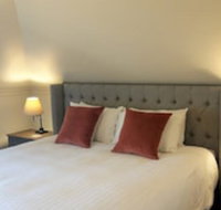 Lythgo's Row Colonial Cottages - Australian Directory