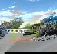 Azalea Motel - Australian Directory