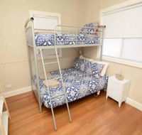 Just Renovated 2BR Cottage in Heart of Wentworth - Australian Directory