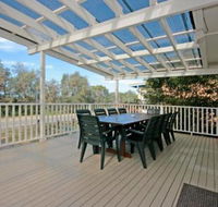 Matron 17 Narrawallee - Australian Directory