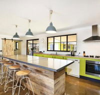 Aloha Pet  Family Friendly 10 Min Walk to Beach - Australian Directory