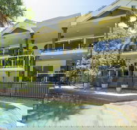 Champagne Apartment 1 - Australian Directory