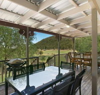 Rosa Estate in Broke Two 3br House in walking distance to Cellar Doors - Australian Directory