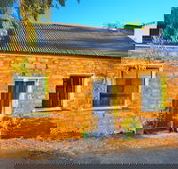 Emma Tiver Heritage Cottage - Australian Directory
