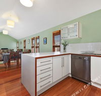 Family Friendly Weatherboard Cottage - Australian Directory