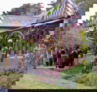 The Eaglehawk Country House Hotel Maldon - Australian Directory