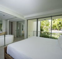 Blue on Blue Apartment 811 - Australian Directory