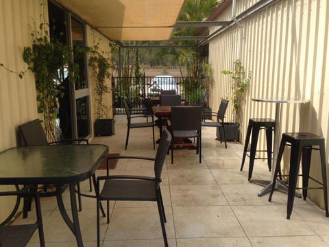 Baffle Creek Liquor Store - Australian Directory 2