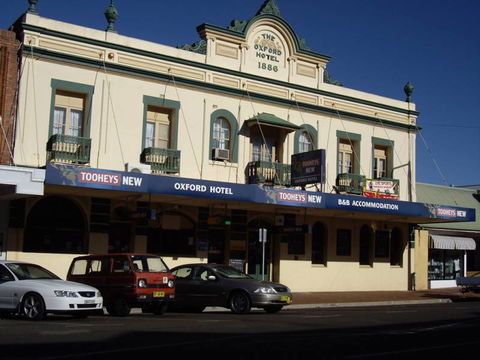 Oxford Hotel - Australian Directory 2