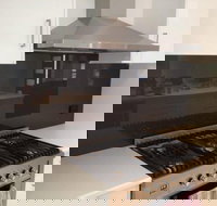 Lloyds Glass  Aluminium - Australian Directory