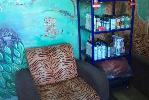 Doghouse On Wandal - Australian Directory 1