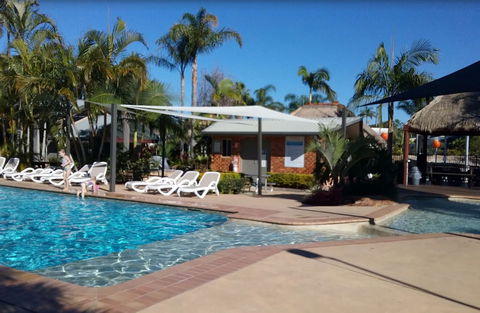 Blue Dolphin Holiday Resort - Australian Directory 3