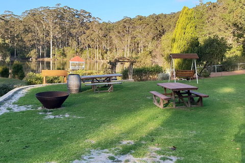 Forest Lodge Resort - Australian Directory 1