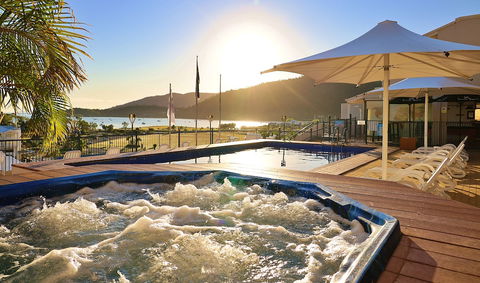 Whitsunday Terraces Hotel Airlie Beach - Australian Directory 6