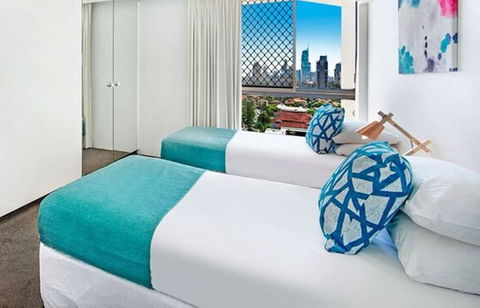 ULTIQA Beach Haven At Broadbeach - Australian Directory 4