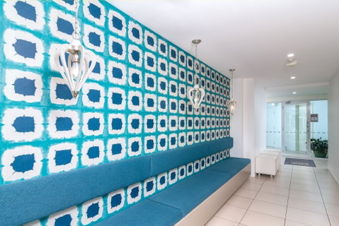 201 Lake Street Apartments - Australian Directory 1