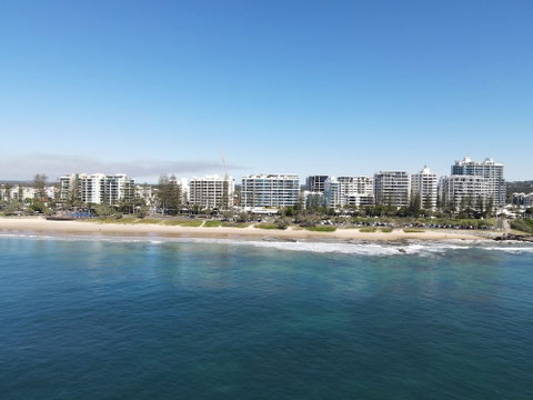 Malibu Mooloolaba - Australian Directory 1