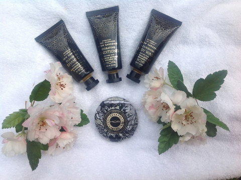 Clarendon Cottages - Australian Directory 6