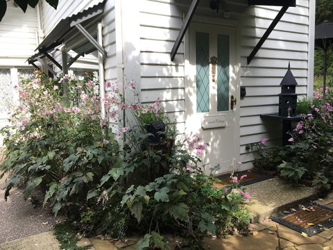 Clarendon Cottages - Australian Directory 3