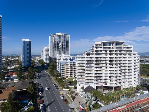 Broadbeach Savannah Hotel & Resort - Australian Directory 3
