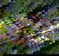 Falls Mountain Retreat - Australian Directory