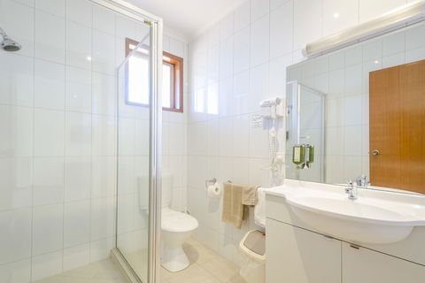 Werribee Motel & Apartments - Australian Directory 3