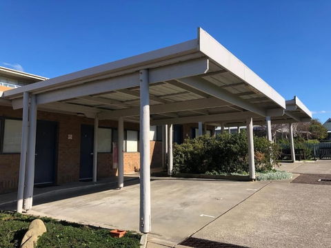 Beachfront Motel - Australian Directory 1