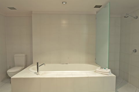 Zero Davey Boutique Apartment Hotel - Australian Directory 4