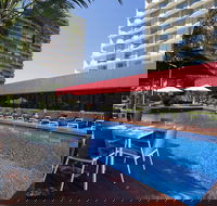 Royal On The Park - Australian Directory