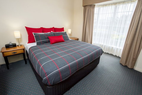 John Pirie Motor Inn - Australian Directory 5