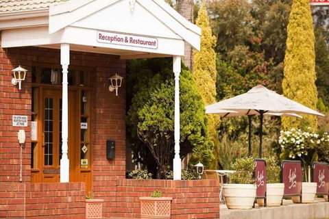 John Pirie Motor Inn - Australian Directory 2