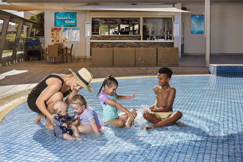 Crowne Plaza Alice Springs Lasseters, An IHG Hotel - Australian Directory 1