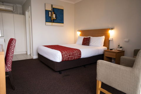Admiralty Inn - Australian Directory 4