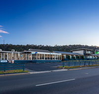 Beachfront At Bicheno - Australian Directory